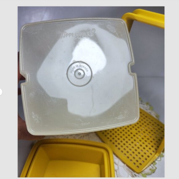 Vintage Tupperware 3-Pc Pick-A-Deli Pickle Keeper Frosted W Yellow Lid & Insert - Picture 3 of 7